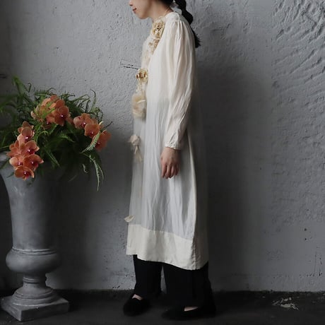 TOWAVASE Collier dress (ivory)