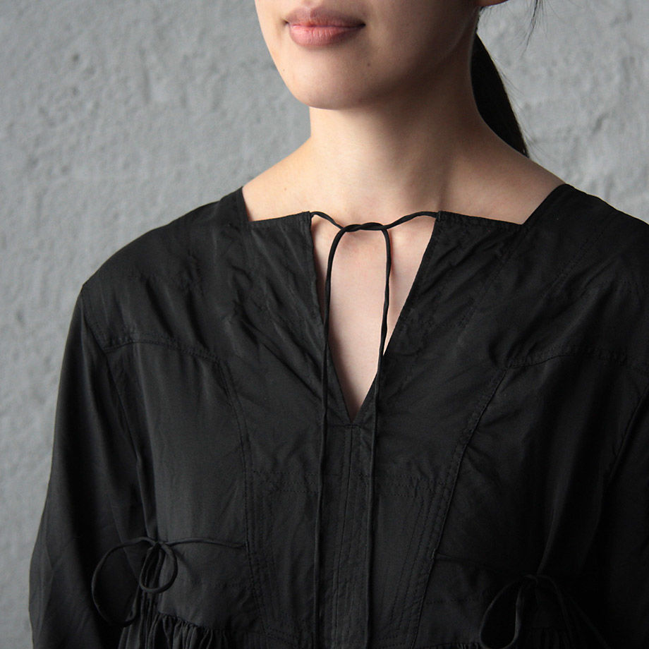TOWAVASE Artisan dress (black) | nii-B | WEBSHOP