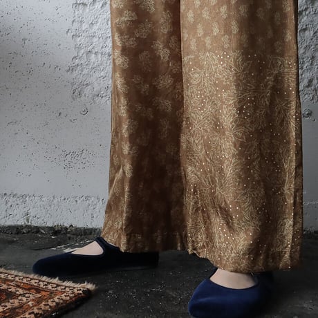 TOWAVASE sarasa silk pants (camel)