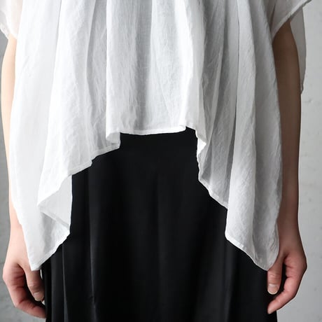 .less momonga blouse (off white)