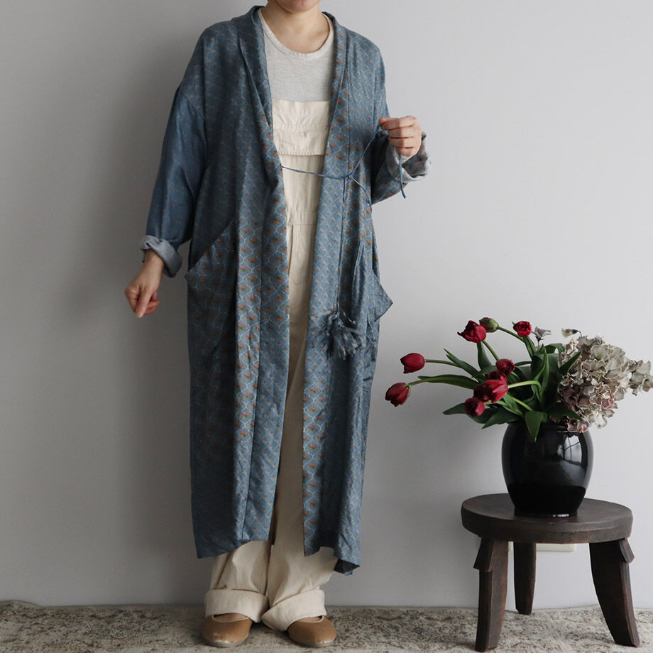 TOWAVASE sarasa silk robe (blue) | nii-B | WEBSHOP