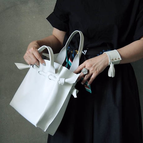 chiihao  square bag white