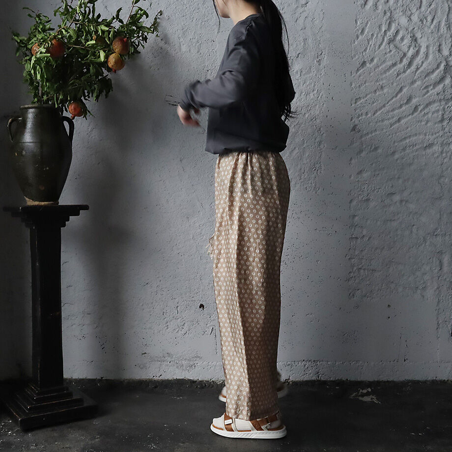 TOWAVASE sarasa silk pants Leo (beige) | nii-B 