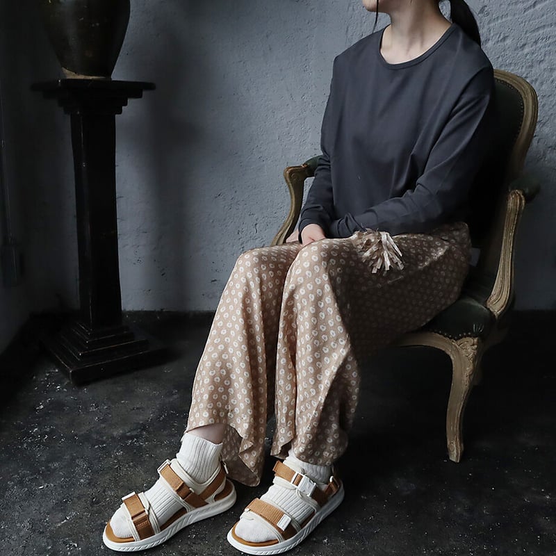 TOWAVASE sarasa silk pants Leo (beige) | nii-B TOWAVASE sarasa silk pants Leo (beige) | nii-B
