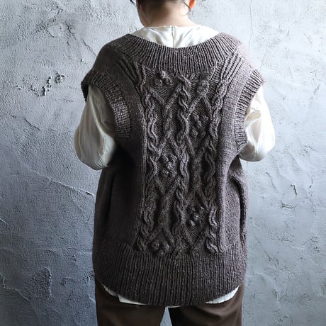 chiihao x nii-B  loose vest (brown)