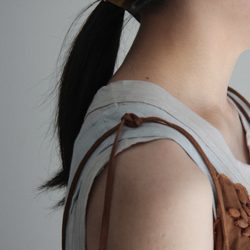 TOWAVASE Bon Voyage camisole (camel) | nii-B | TOWAVASE Bon Voyage camisole (camel) | nii-B |