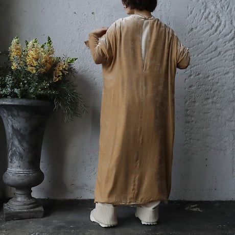 Tabrik velvet dress (beige)