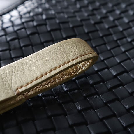 chiihao conveni bag (SS) with tassel gold/silver