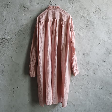 R&D.M.Co- GARMENT DYE frill collar long shirt (pink)