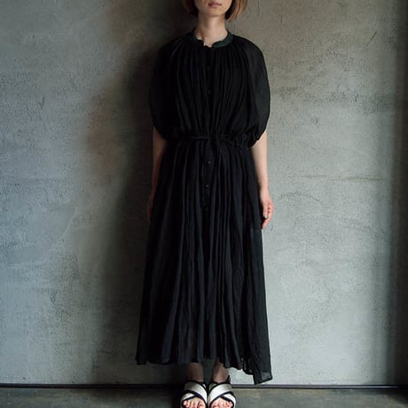 Tabrik linen dress black