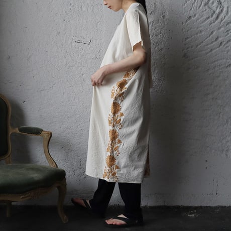 pips hand embroidered dress