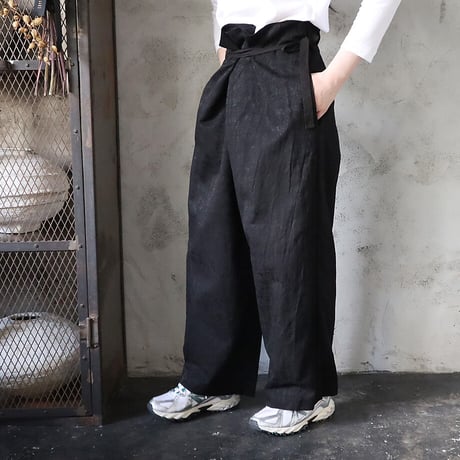 .less jacquard wrap pants (black)