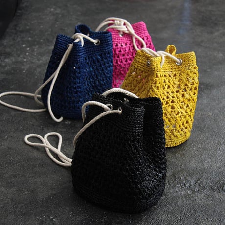 raffia pochette