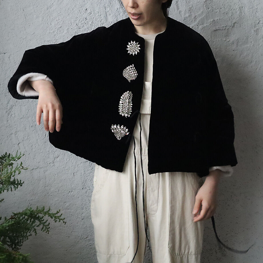TOWAVASE La zabu short jacket (black) | nii-B |