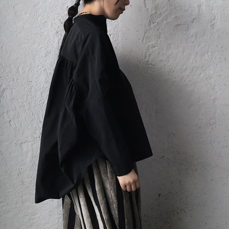 .less  cocoon  blouse (black)