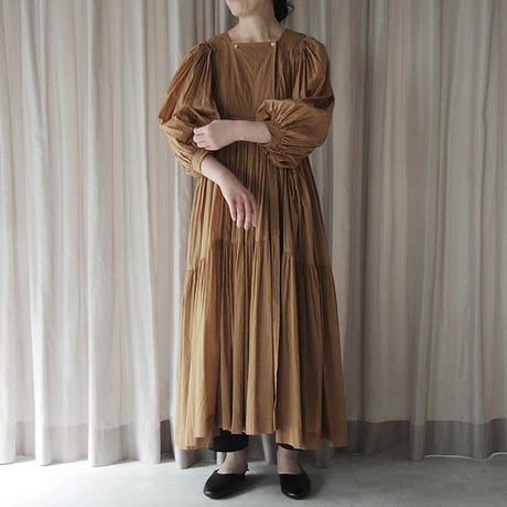 TOWAVASE Artisan dress (camel)