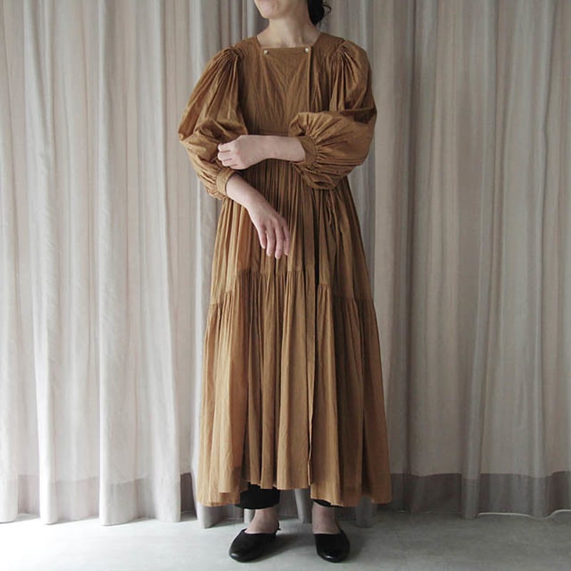 TOWAVASE トワヴァーズ　アルチザンドレス TOWAVASE Artisan dress (camel) | nii-B | WEBSHOP