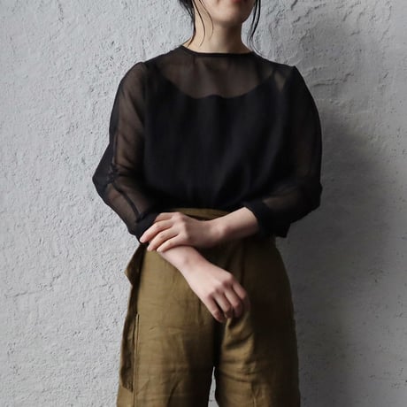 Tabrik  organdy  pullover (black)