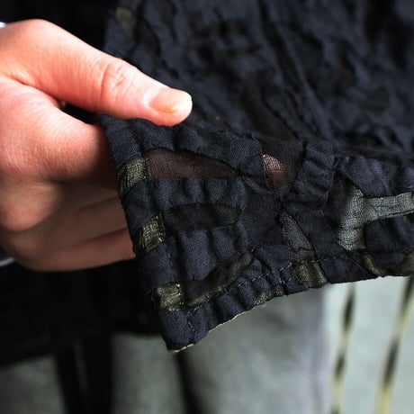 saruche hand cutwork short jacket (black)