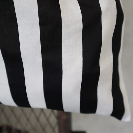 R&D.M.Co- deck-chair stripe drawstring bag(black)