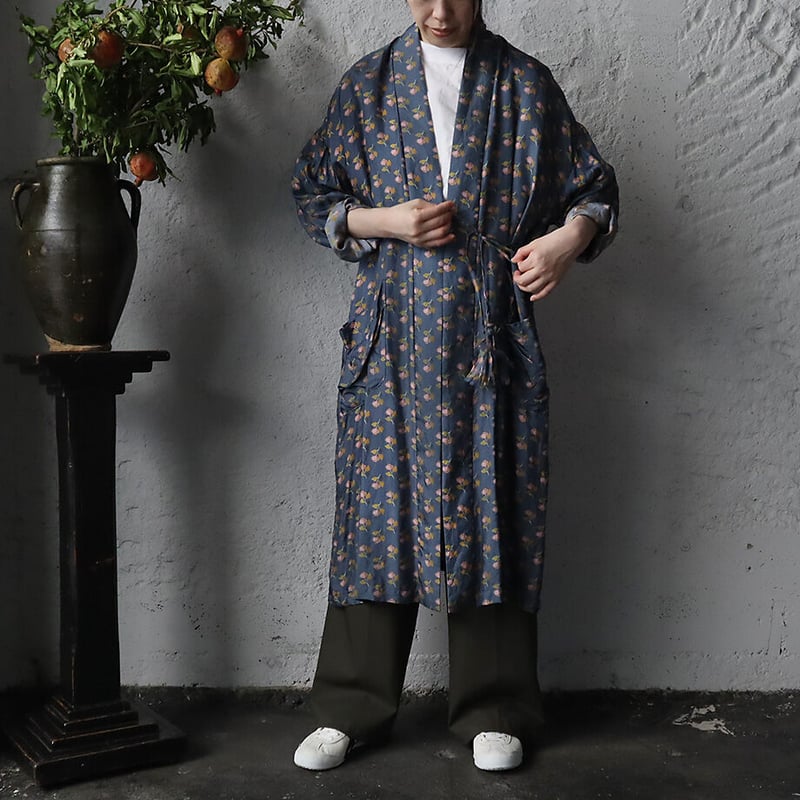 TOWAVASE sarasa silk robe Louis (navy) | nii-B TOWAVASE sarasa silk robe Louis (navy) | nii-B