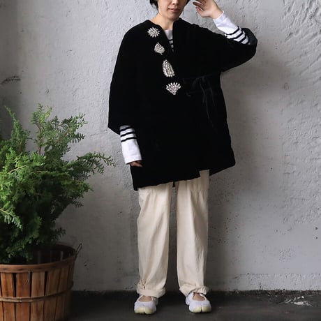 TOWAVASE La zabu long jacket (black)