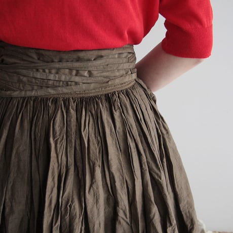 Tabrik gathered skirt (doro-zome)