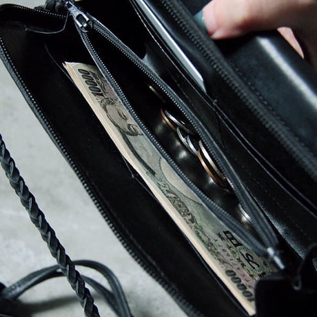 chiihao besoin pochette black