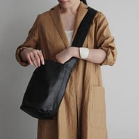 TIDIDAY and AUGUST shoulder bag S