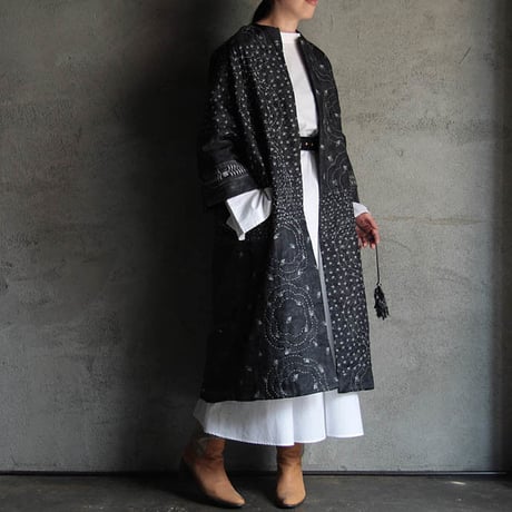 TOWAVASE Aquarelle silk quilt robe