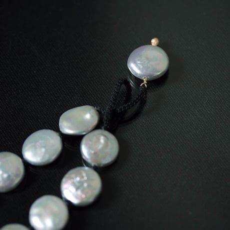 MAISON RUBUS. new moon necklace