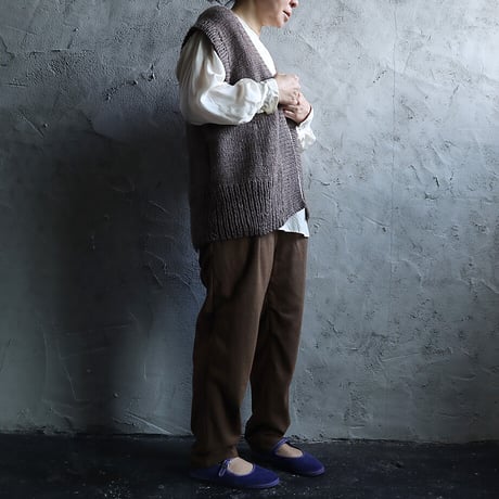 chiihao x nii-B  loose vest (brown)