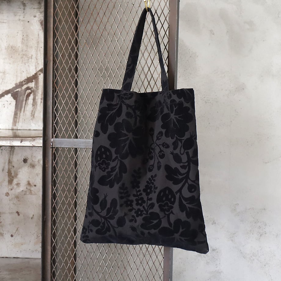 バッグ R&D.M.Co- wild berry velvet tote bag R&D.M.Co- wild berry velvet tote bag (black/nav