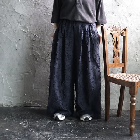 .less cut jacquard pants (navy)