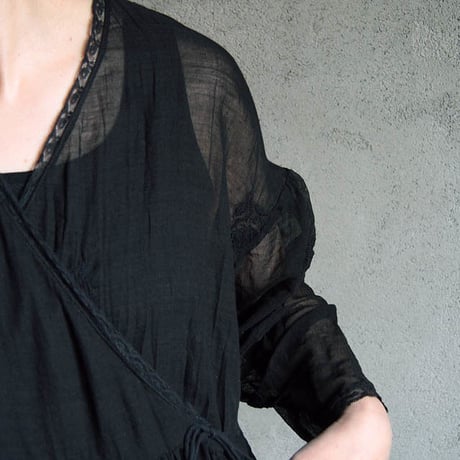 TOWAVASE Eva blouse black