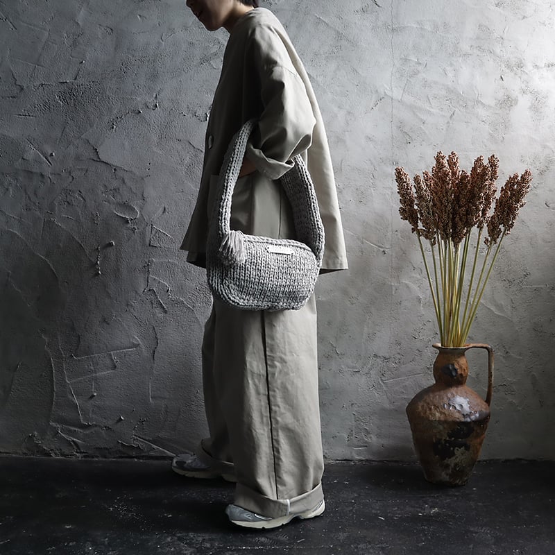 R&D.M.Co- lilian yarn handknit bobybag (black/g R&D.M.Co- lilian yarn handknit bobybag (black/g