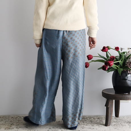 TOWAVASE sarasa silk pants (blue)