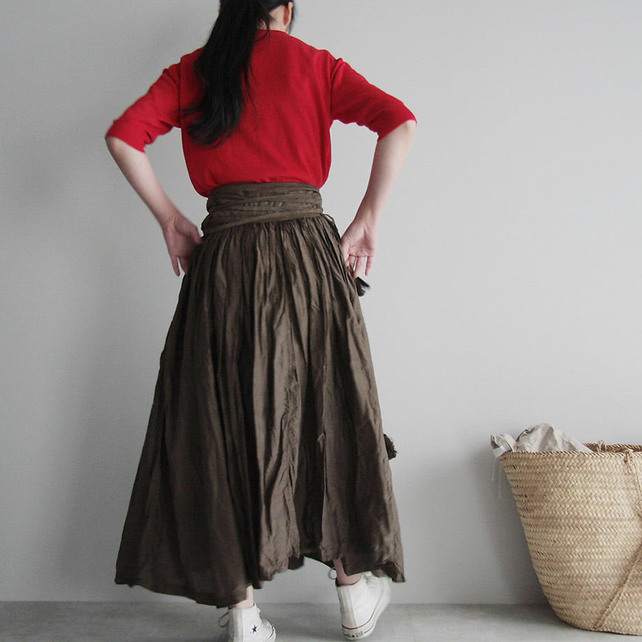 Tabrik gathered skirt (doro-zome) | nii-B | WEB