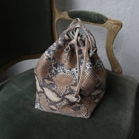 chiihao squeeze bag (L)  python