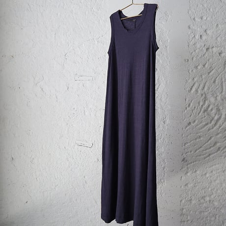 Le pivot tank one piece
