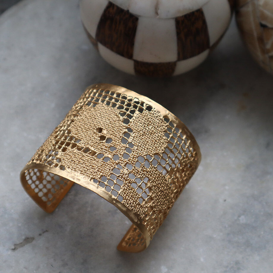 MAISON RUBUS. recollection lace bangle (yellow
