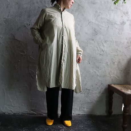 R&D.M.Co- GARMENT DYE frill collar long shirt (eucalyptus)