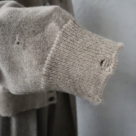 RYU KAGA damaged knit caradigan (beige)