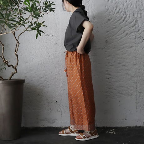 TOWAVASE silk pants Bonbon (camel)