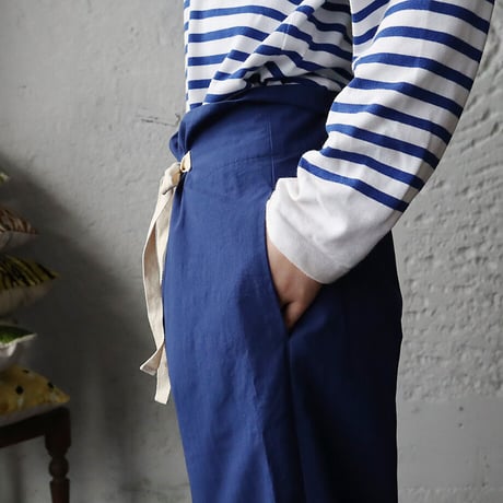.less wrap pants (royal blue)