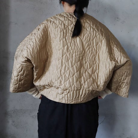 TOWAVASE silk quilt jacket (beige)