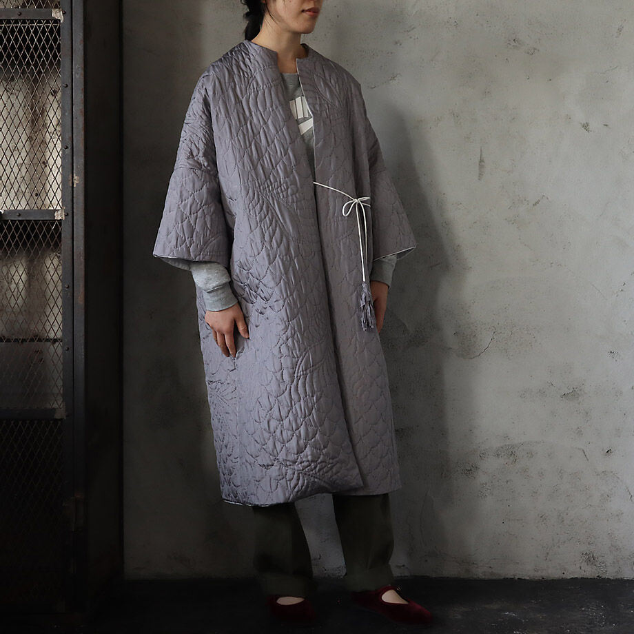 未使用展示品 TOWAVASE velvet quilt robe キルトローブ