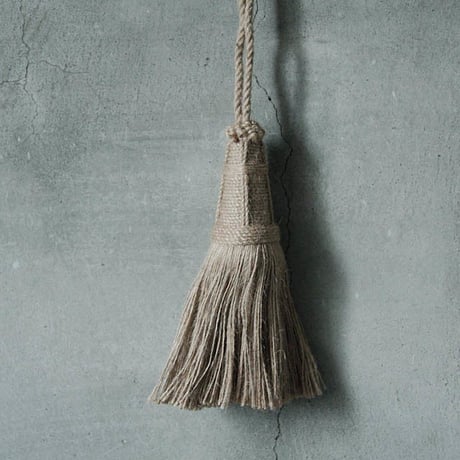 tassel swag  (wild flower)