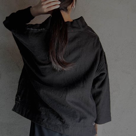TOWAVASE fisher woman's shirt black