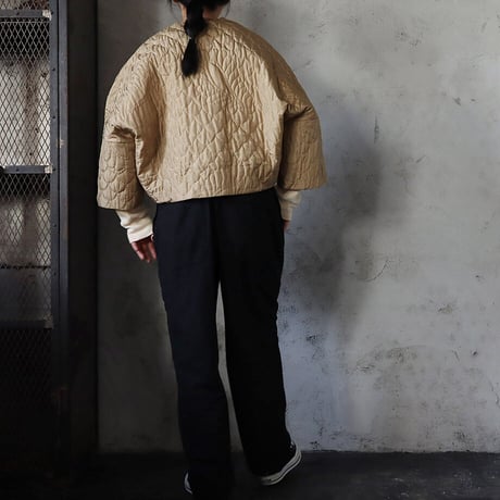 TOWAVASE silk quilt jacket (beige)